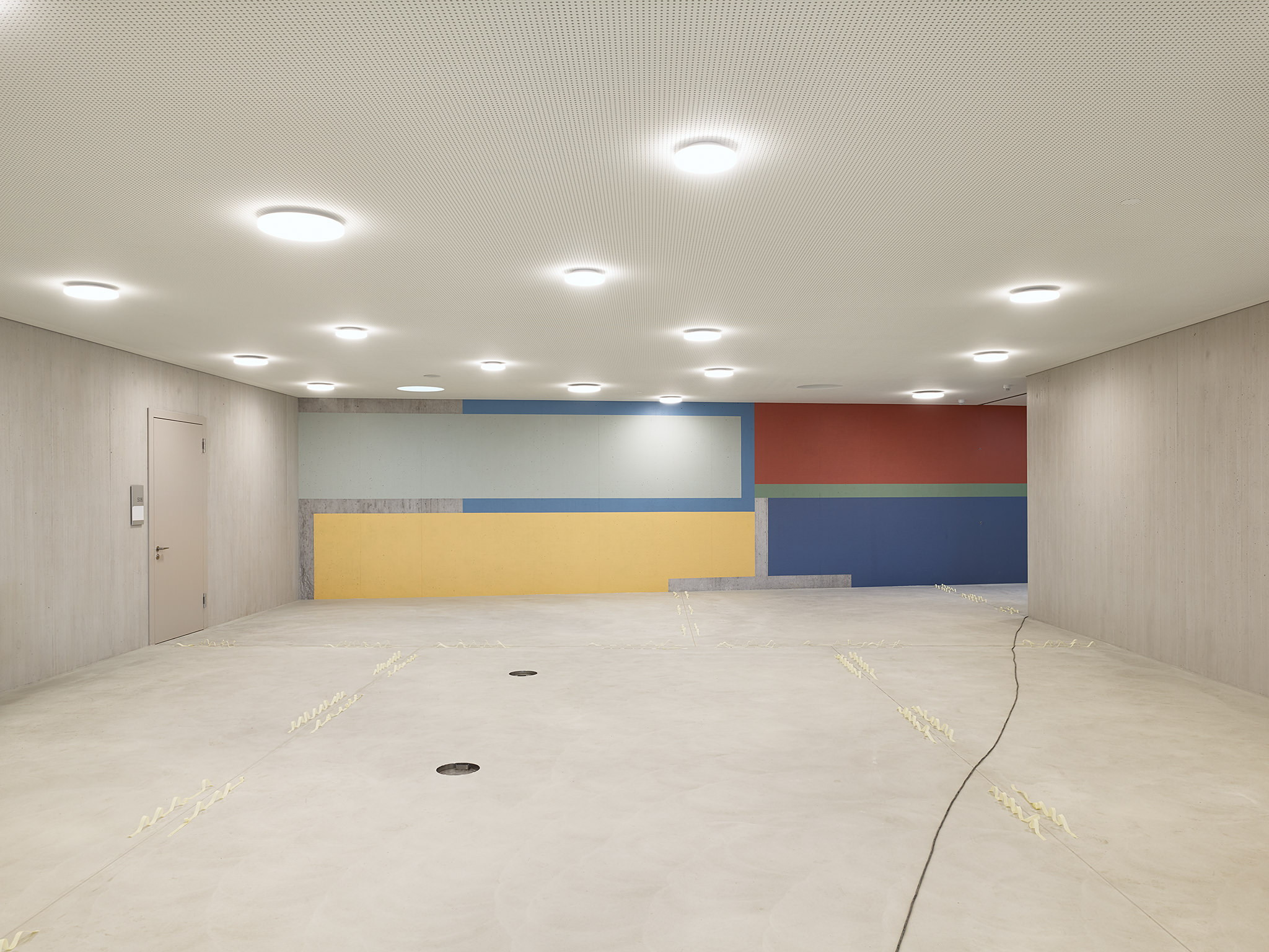 Meletta Strebel Architekten, Schulhaus Rotweg, Wädenswil: Wandbemalung Jean Pfaff